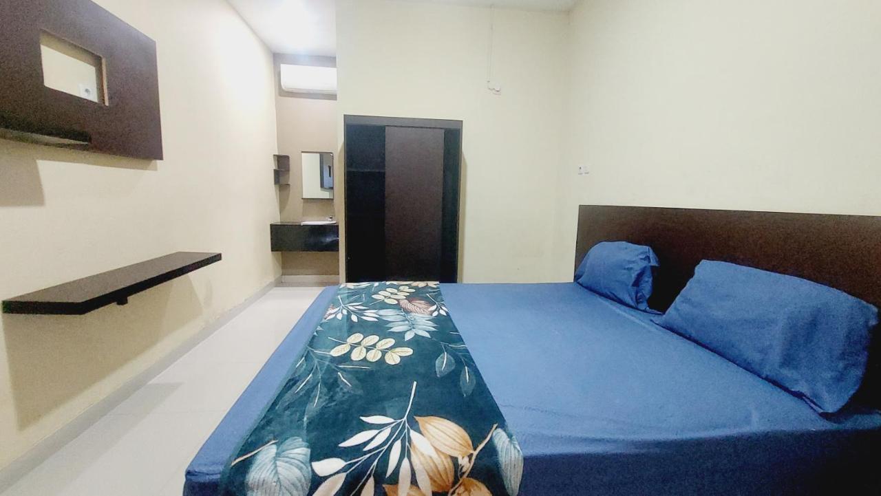 Sasando Residence Kupang Kupang  Buitenkant foto