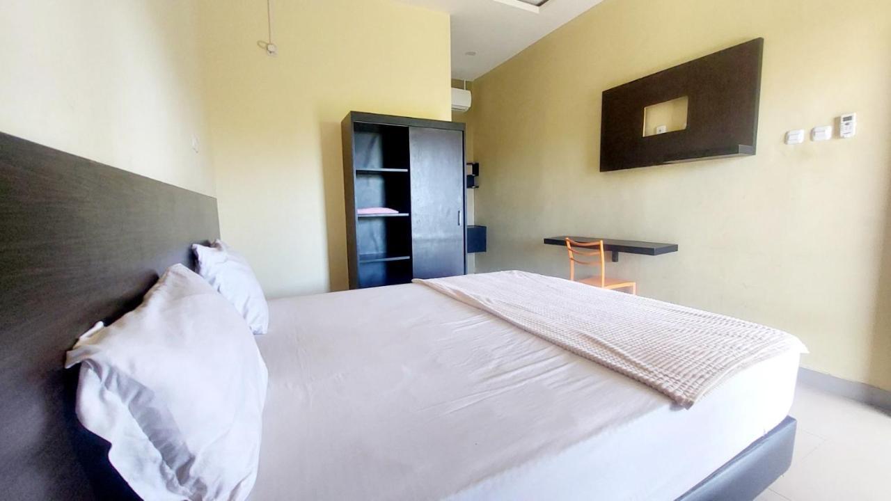 Sasando Residence Kupang Kupang  Buitenkant foto