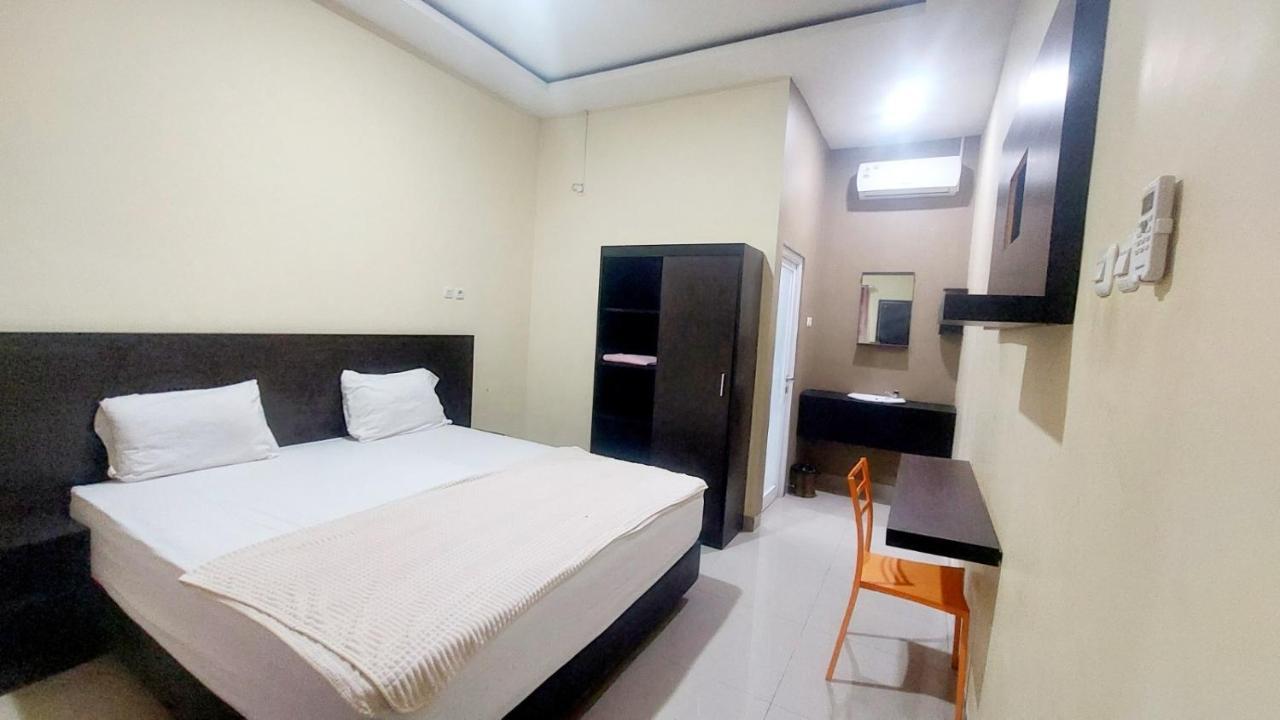 Sasando Residence Kupang Kupang  Buitenkant foto