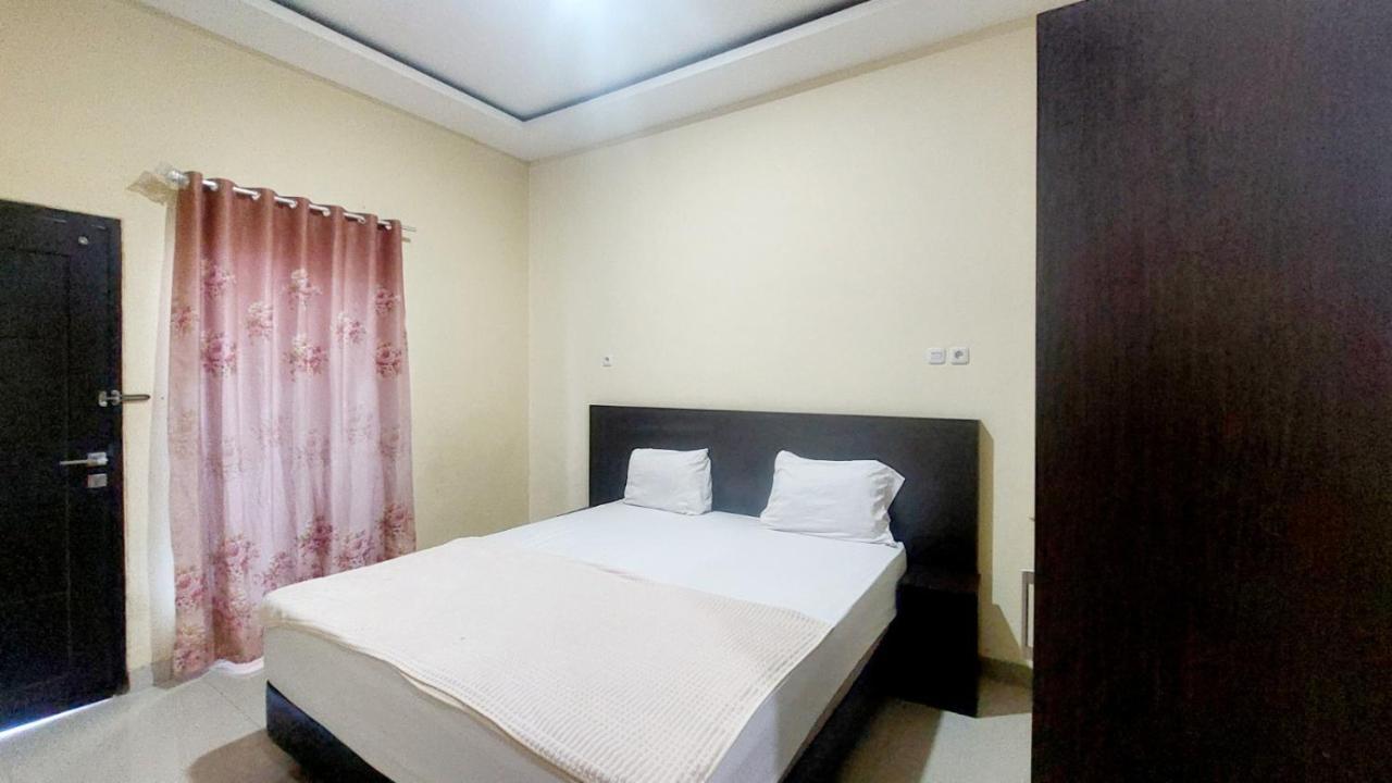 Sasando Residence Kupang Kupang  Buitenkant foto