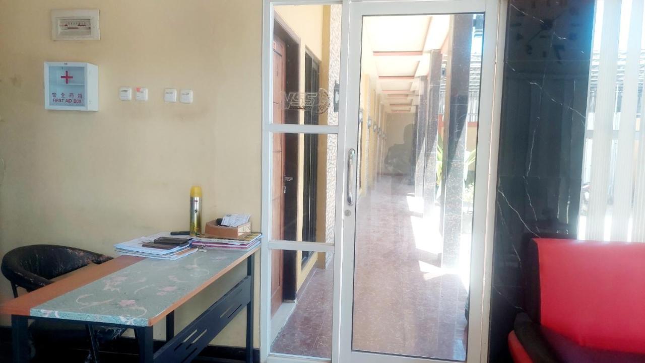 Sasando Residence Kupang Kupang  Buitenkant foto