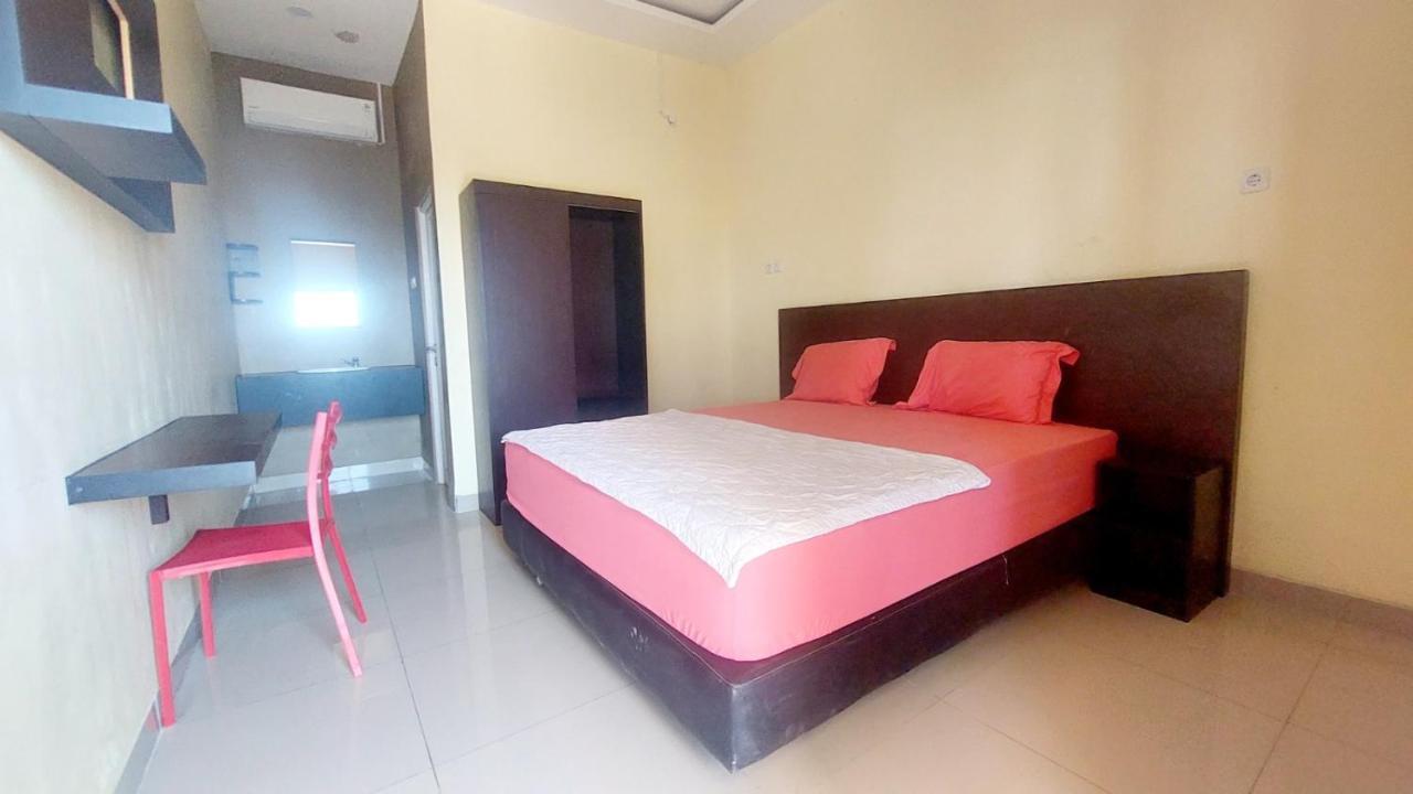 Sasando Residence Kupang Kupang  Buitenkant foto