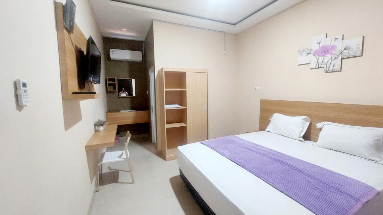 Sasando Residence Kupang Kupang  Buitenkant foto